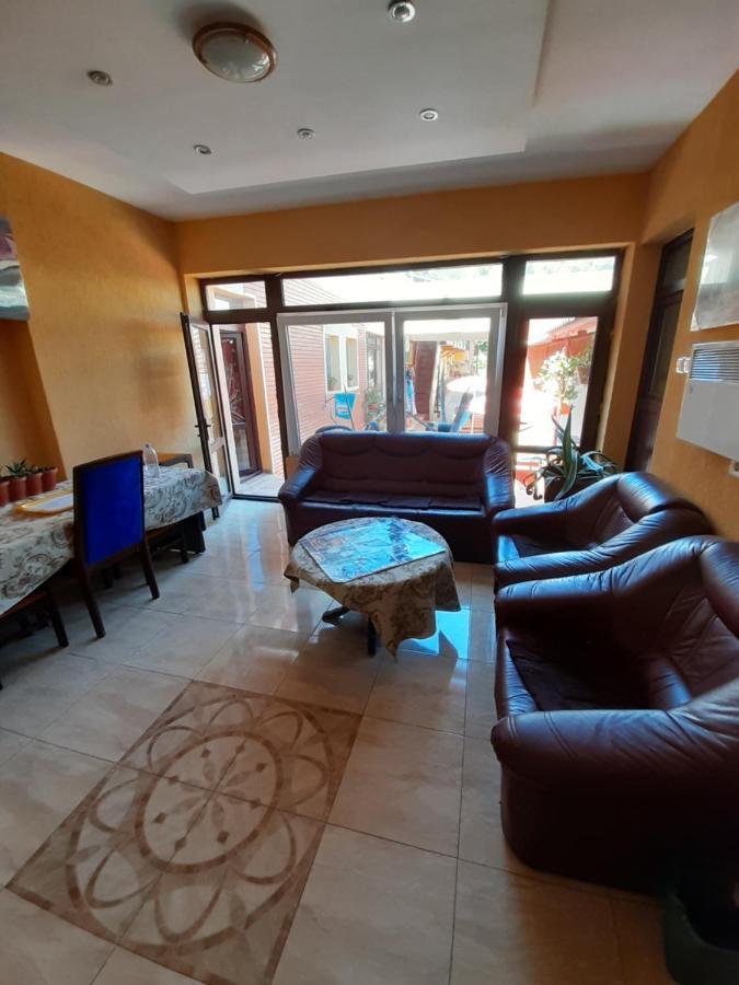 Casa Rebeca Hotel Neptun Exterior photo